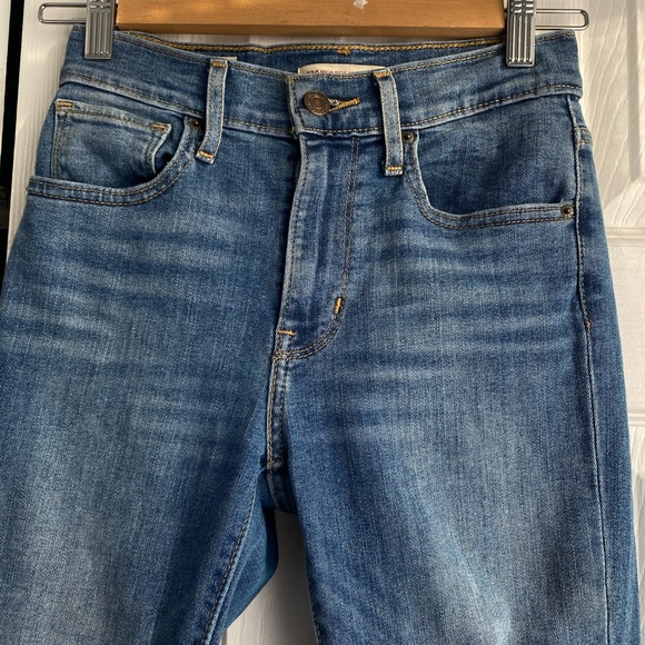 Levi’s 724 High Rise Straight - Picture 4 of 7